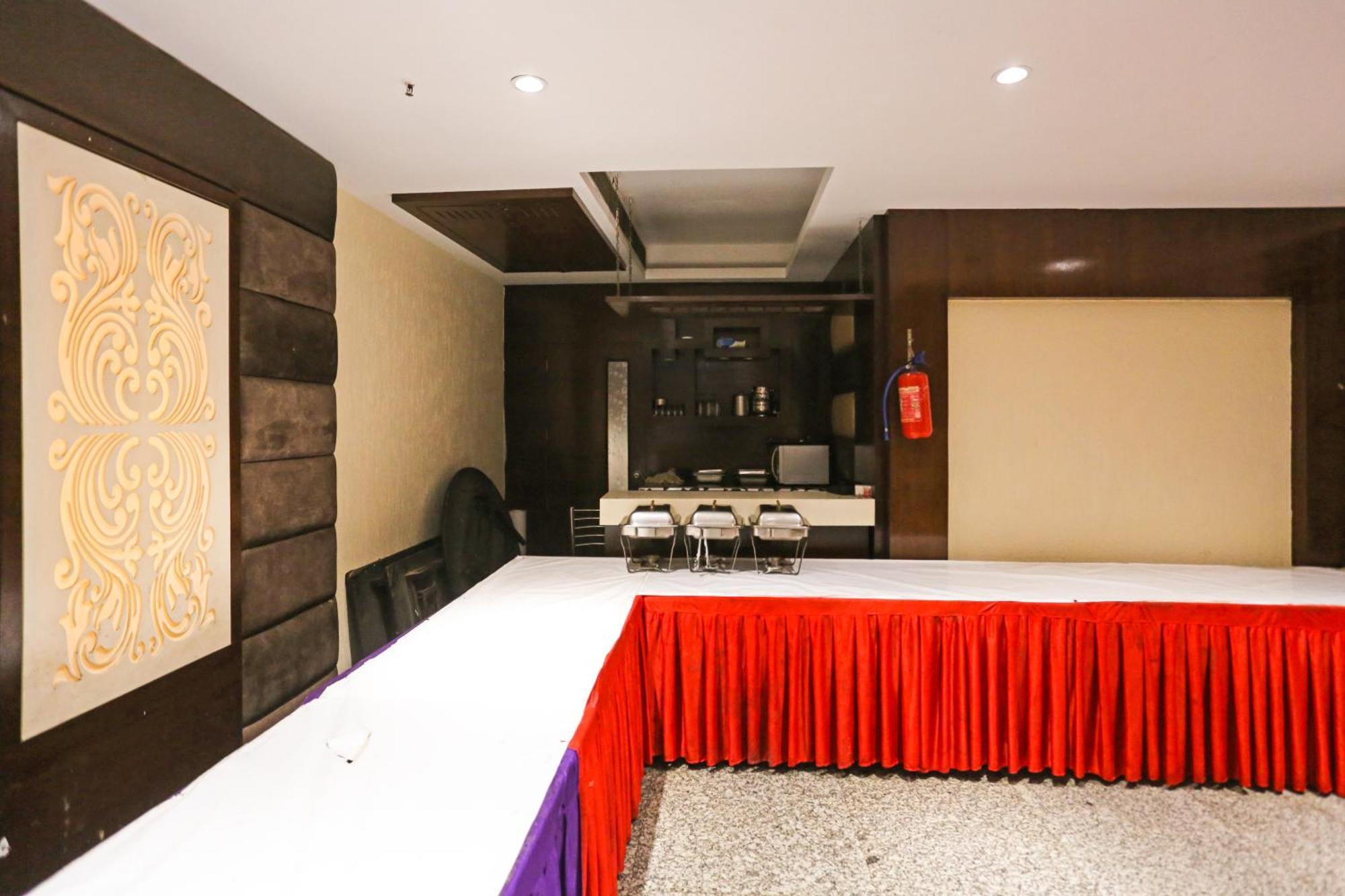 Hotel Silky Palace Near Igi Airportt New Delhi Exterior photo