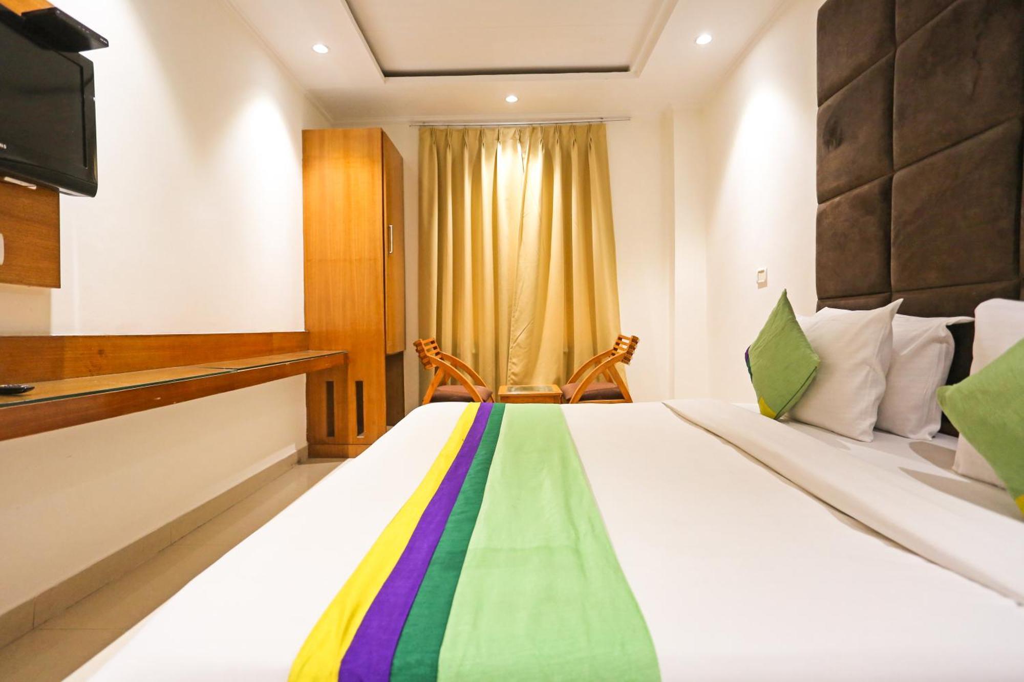 Hotel Silky Palace Near Igi Airportt New Delhi Exterior photo