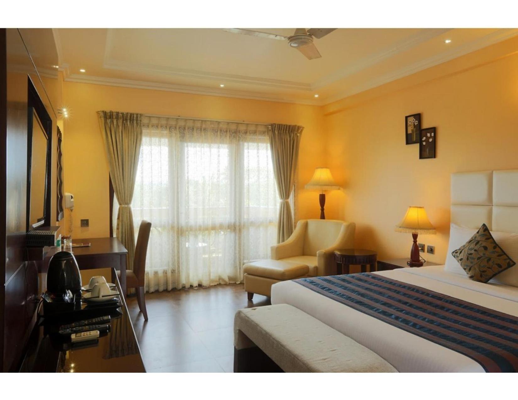 Hotel Silky Palace Near Igi Airportt New Delhi Exterior photo